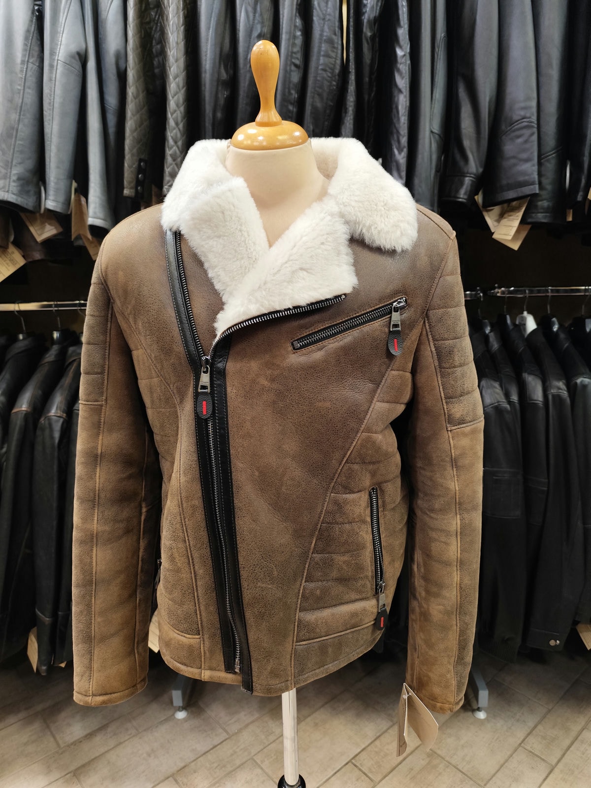 Cropped Faux leather Jacket