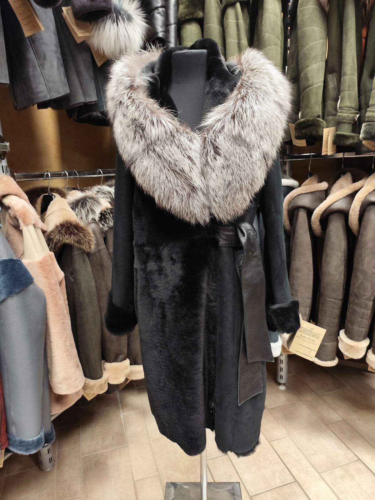 Cropped Faux leather Jacket